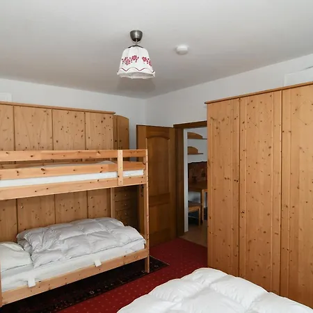 Happy Apartment